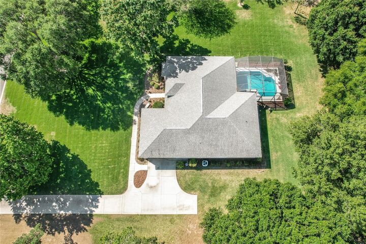 Property Photo: 19619 Eaglesview Circle FL 32784