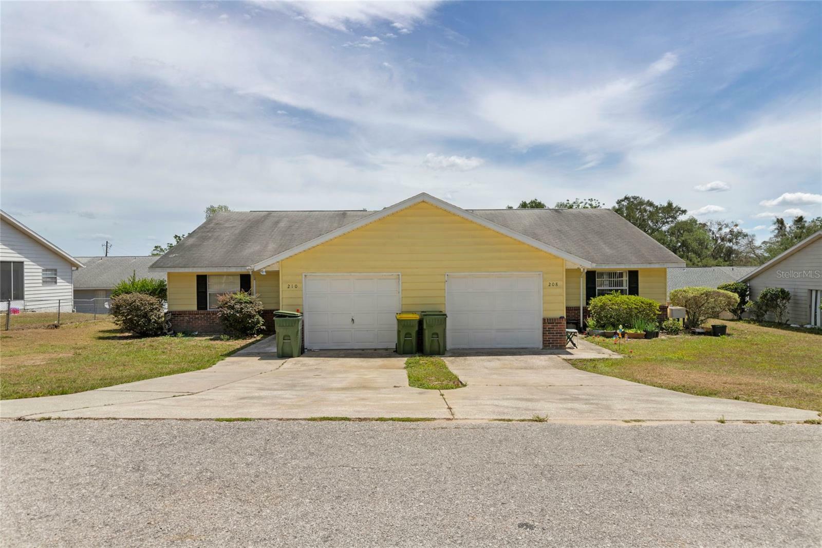 Property Photo:  208 Fernwood Street  FL 34748 