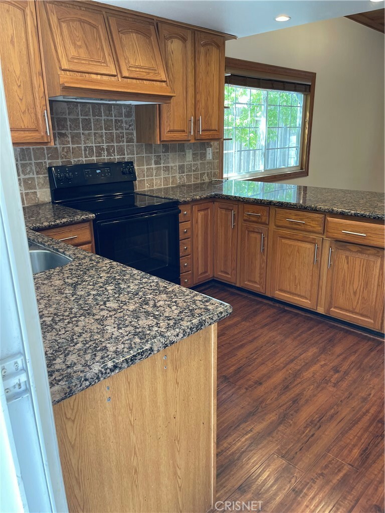 Property Photo: 29372 Hillrise Drive CA 91301