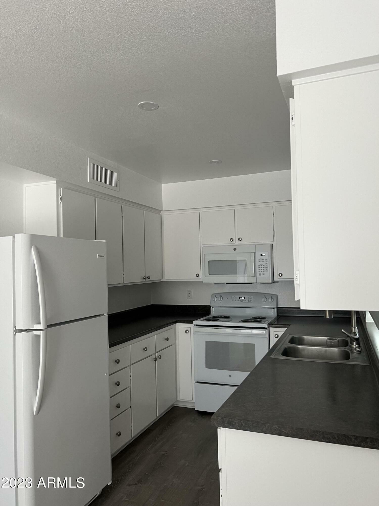 Property Photo:  5518 E Lindstrom Lane A5  AZ 85215 