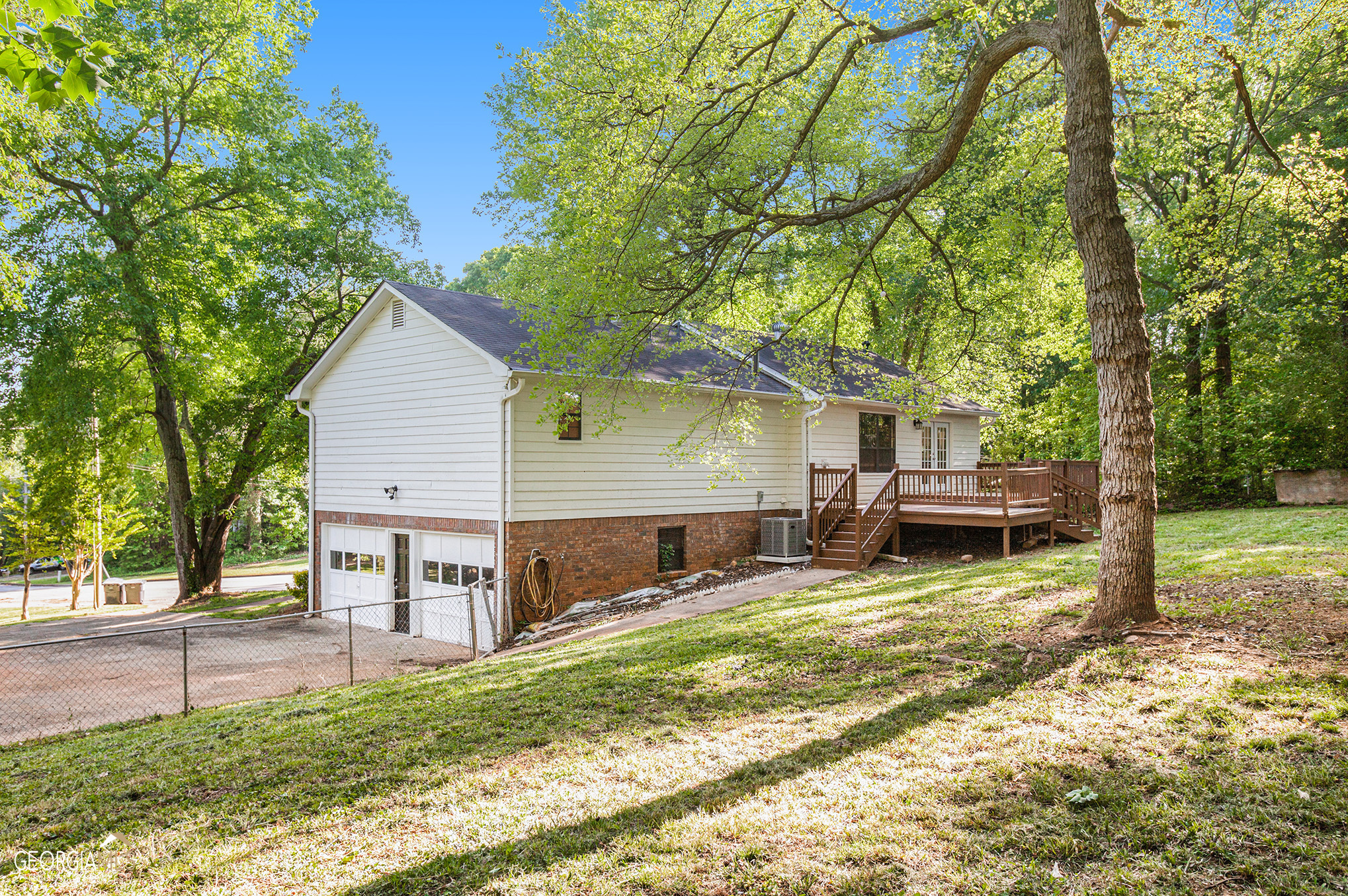 Property Photo: 2968 Rolling Green Ridge GA 30135