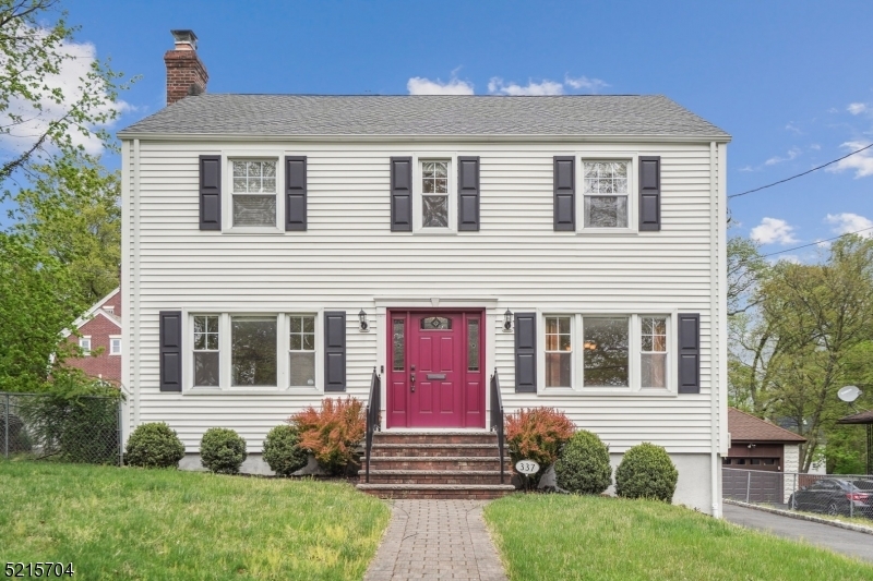 Property Photo:  337 Heywood Ave  NJ 07050 