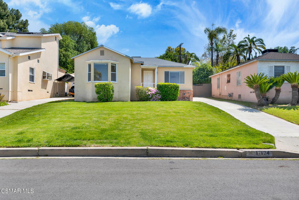 Property Photo:  17974 Rosita Street  CA 91316 