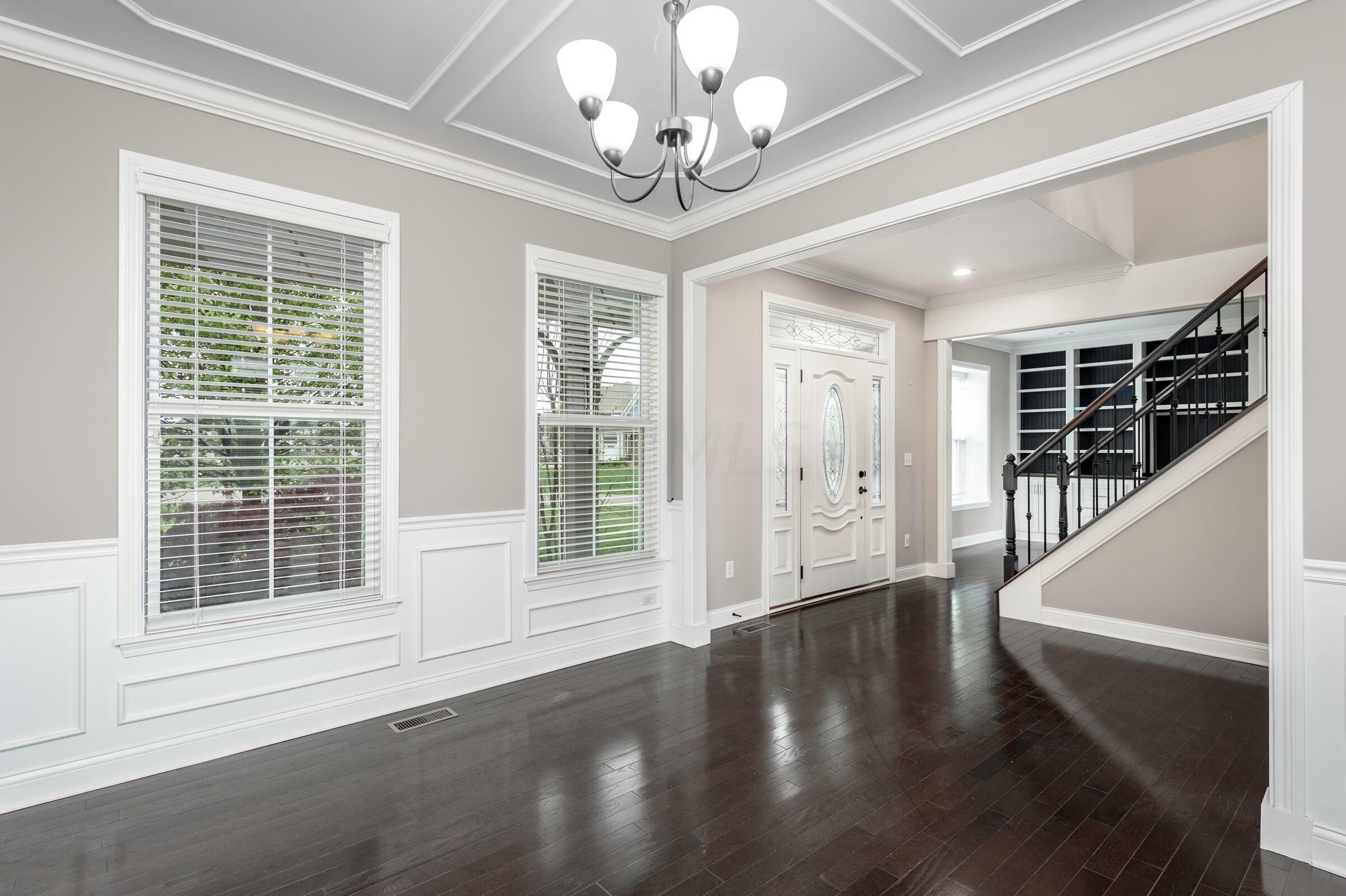 Property Photo: 3546 Goldenrod Street OH 43026