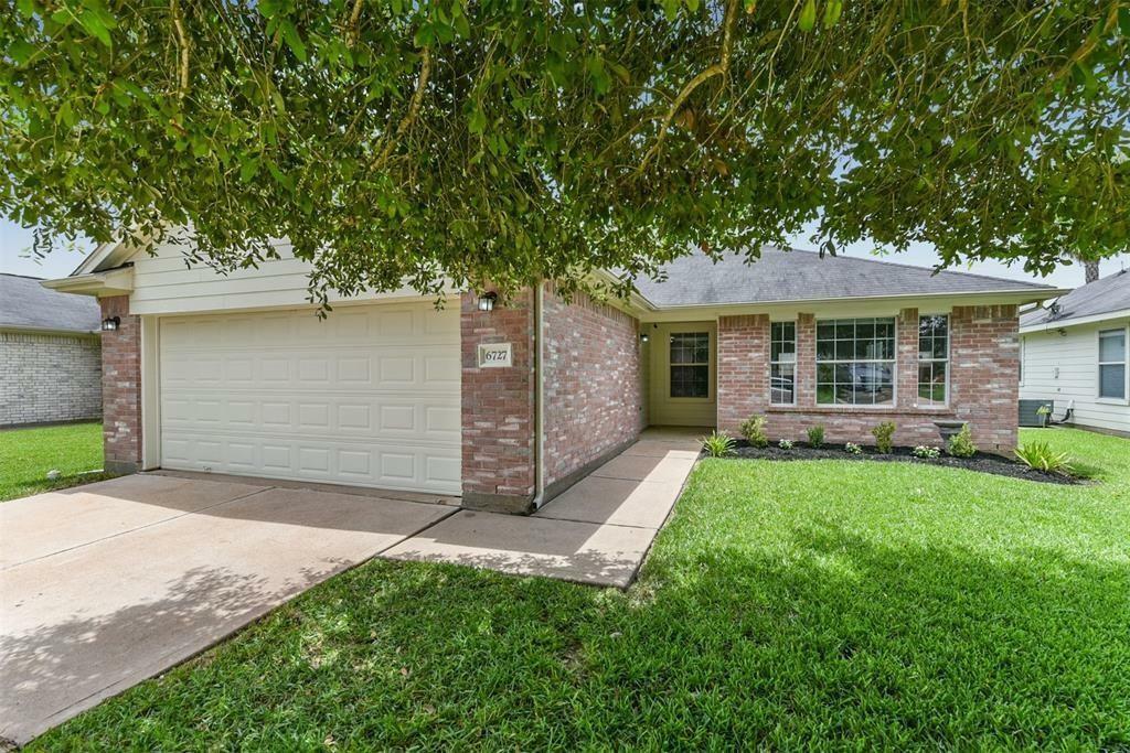 Property Photo:  6727 Devonport Drive  TX 77449 