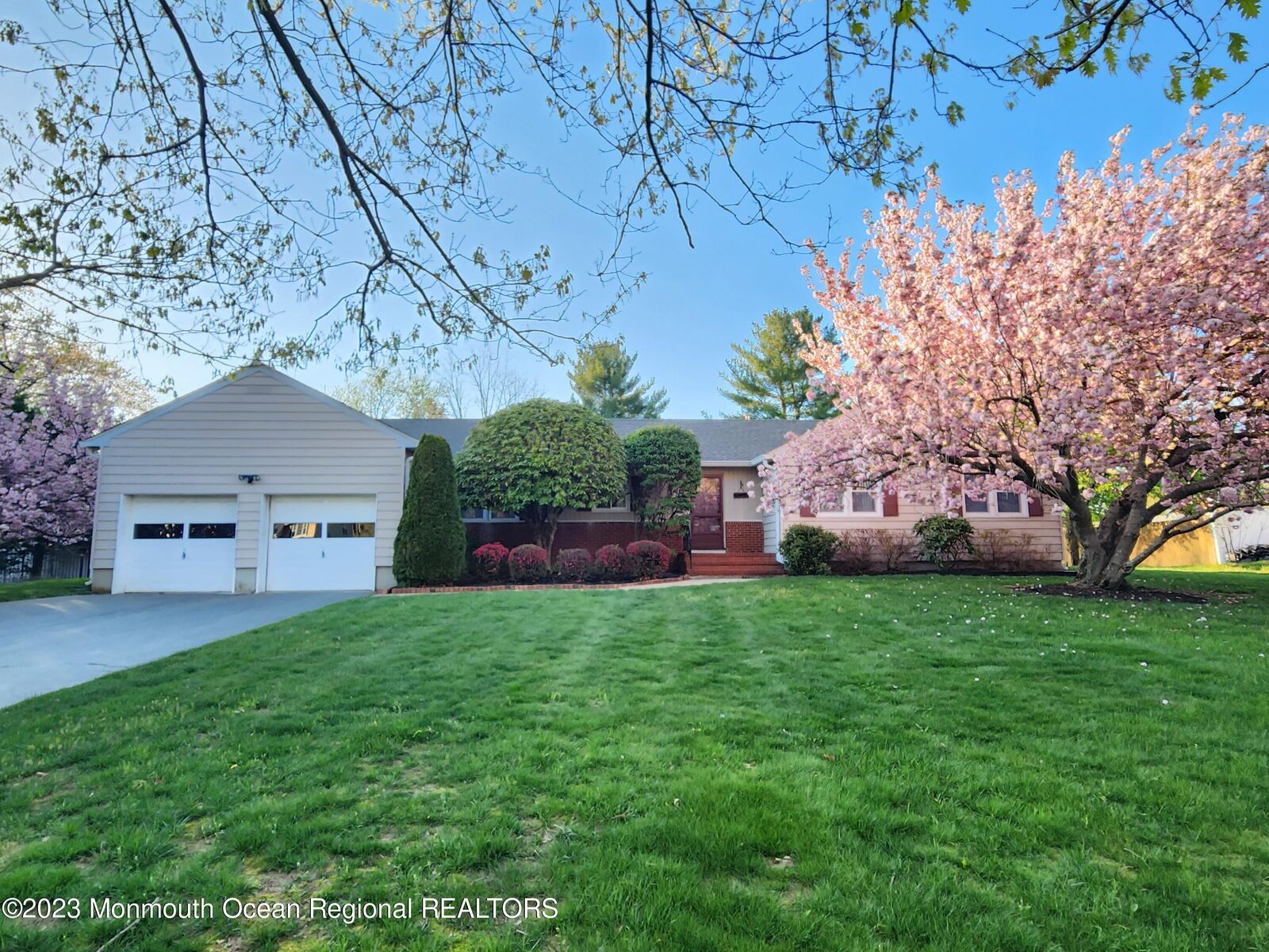 Property Photo:  11 Woods Road  NJ 07728 