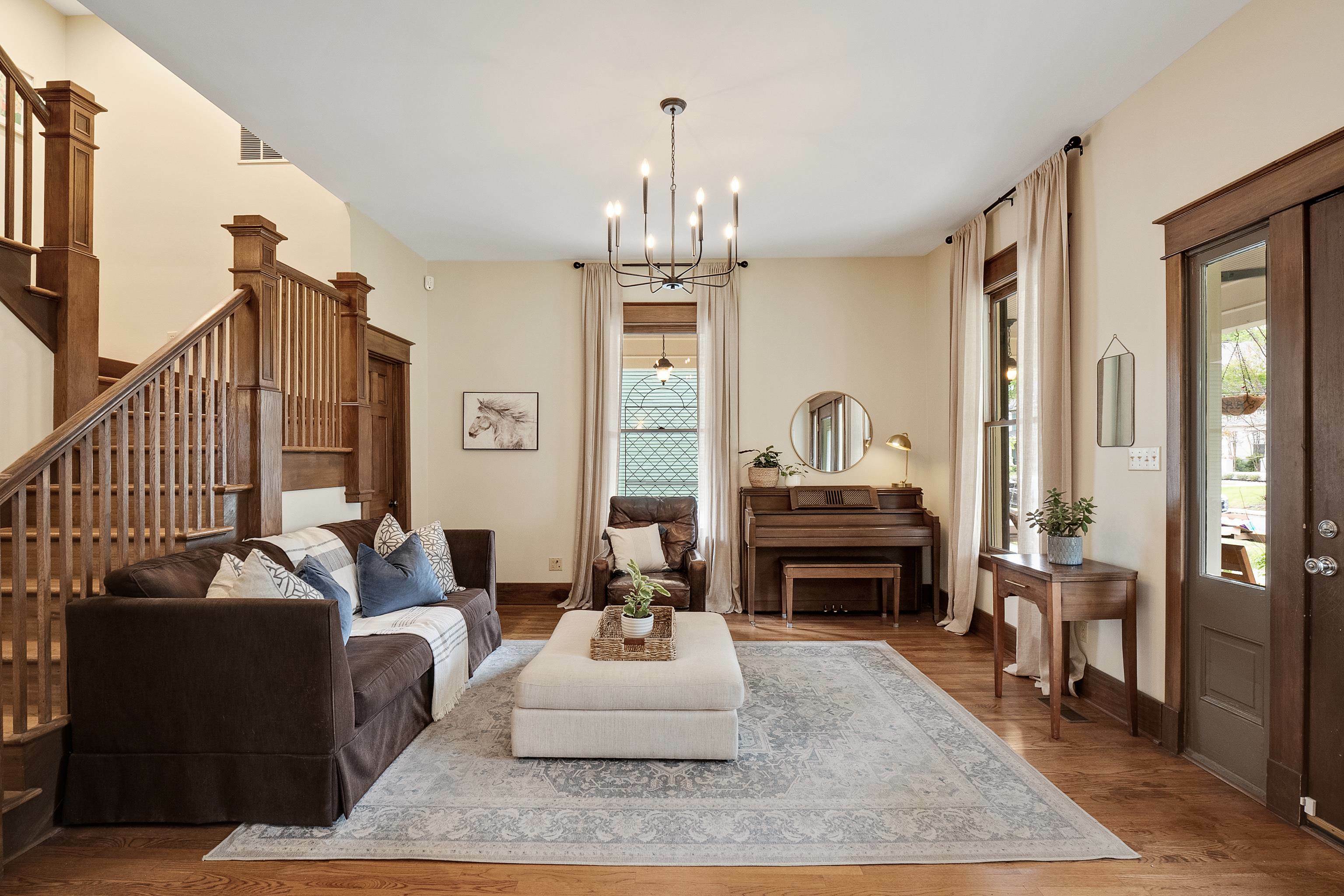 Property Photo: 1302 Carr Ave TN 38104