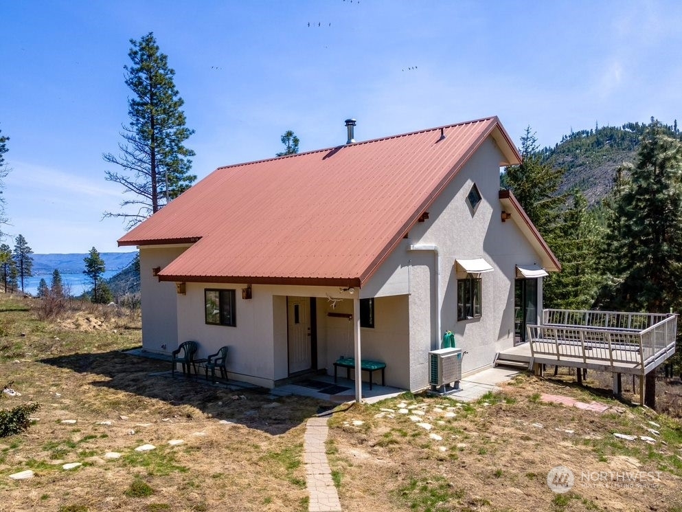 Property Photo:  241 Chickadee Mt Lane  WA 98816 