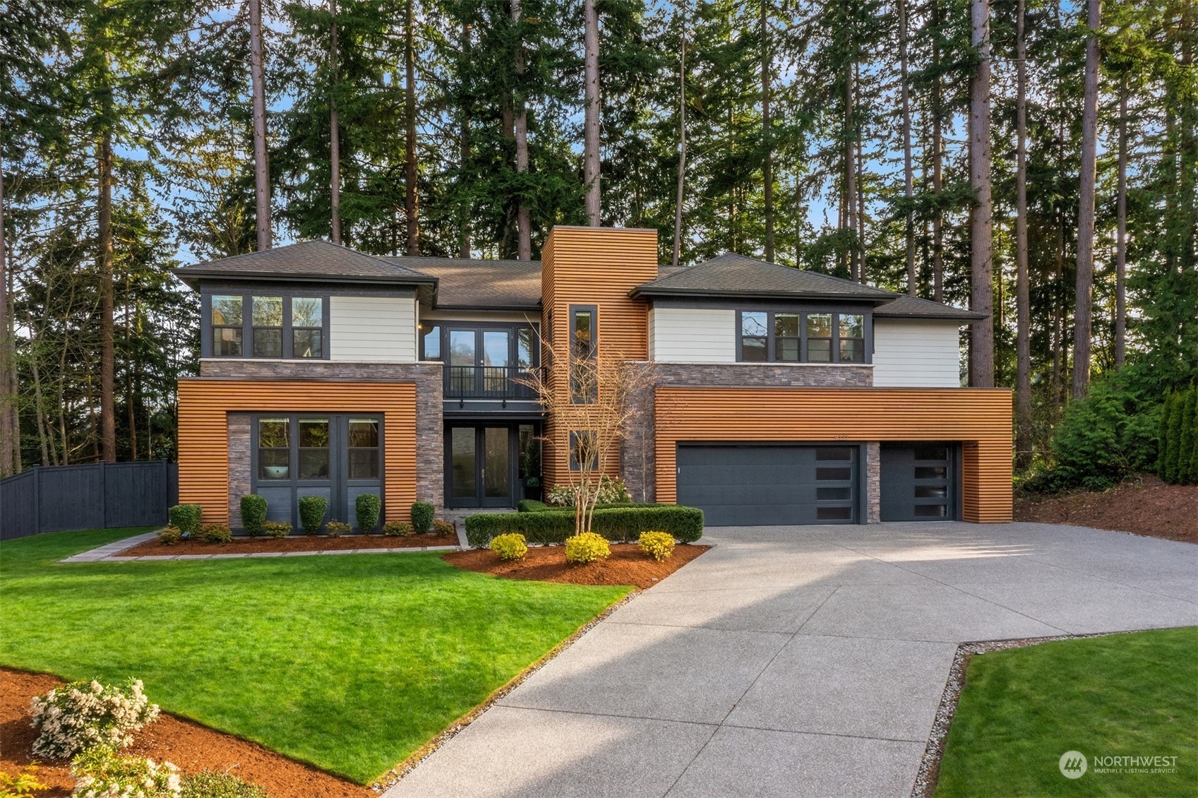 Property Photo: 9227 NE 173rd Street WA 98011
