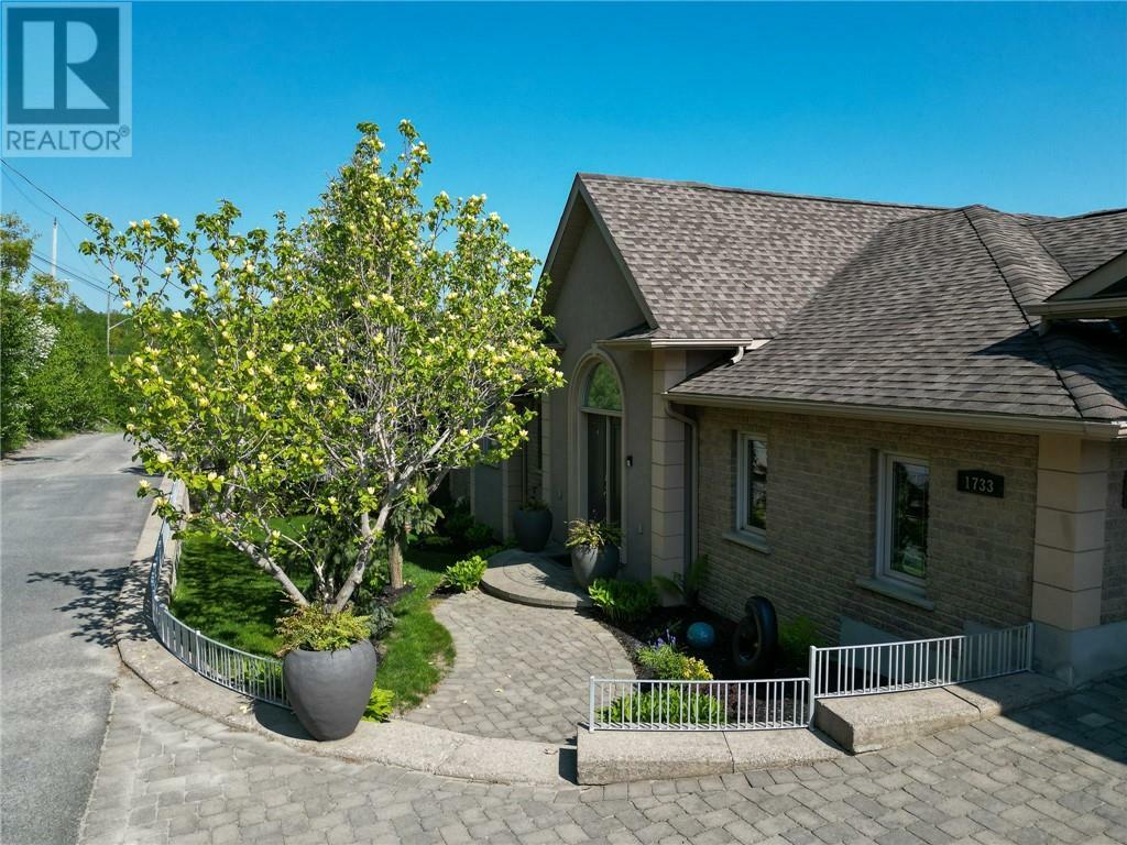Property Photo: 1733 Torbay Road ON P3B1A3