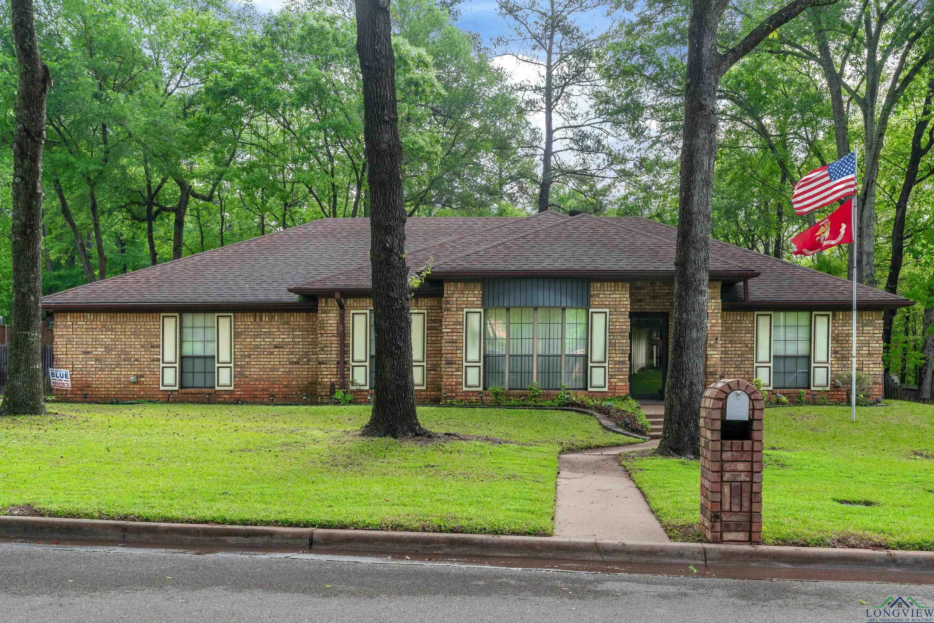 Property Photo:  504 Brookhollow Dr.  TX 75693 