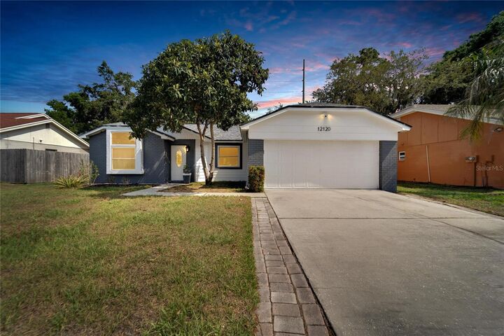 Property Photo:  12120 Fruitwood Drive  FL 33569 