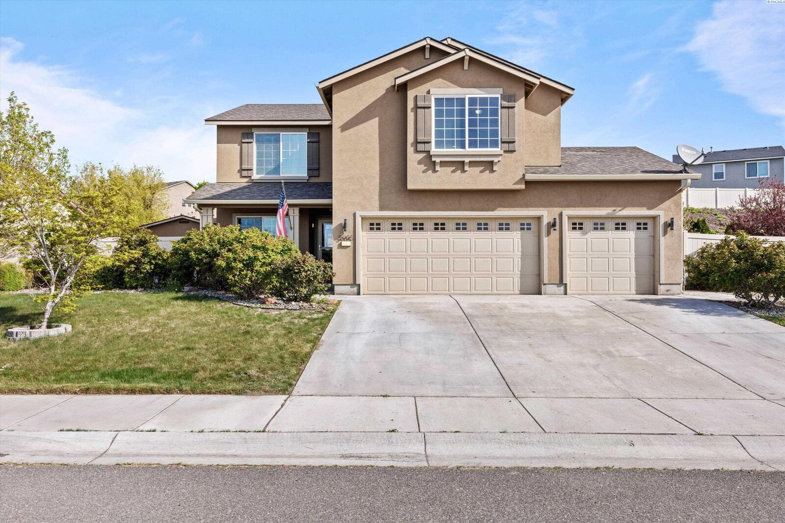 Property Photo:  5905 Pimlico Dr  WA 99301-8473 