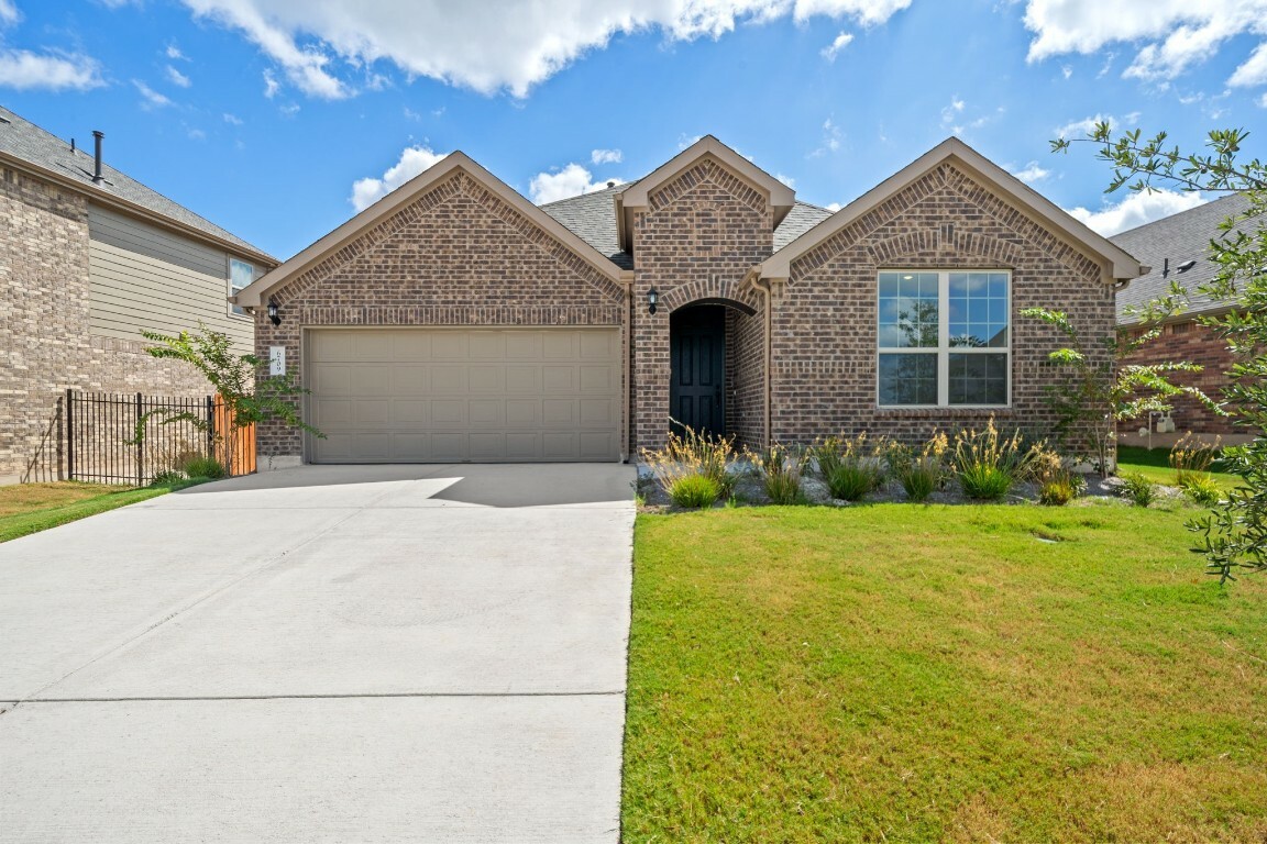 Property Photo: 6709 Cliff Rose Drive TX 78669