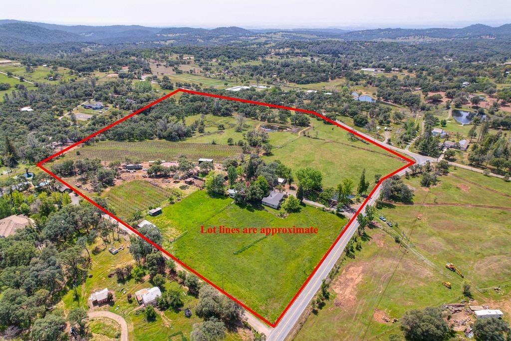 Property Photo: 13135 Wolf Road CA 95949