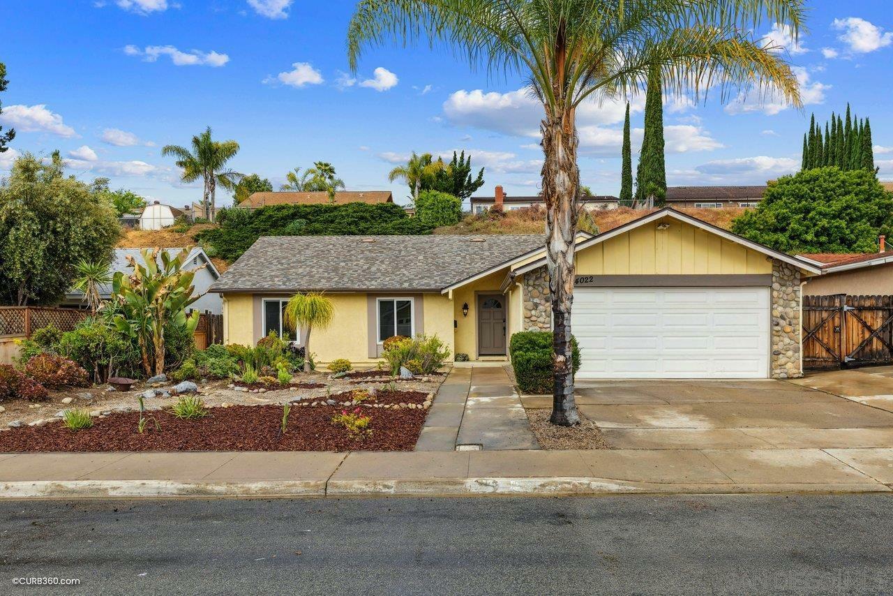 Property Photo: 14022 Olive Meadows Pl CA 92064