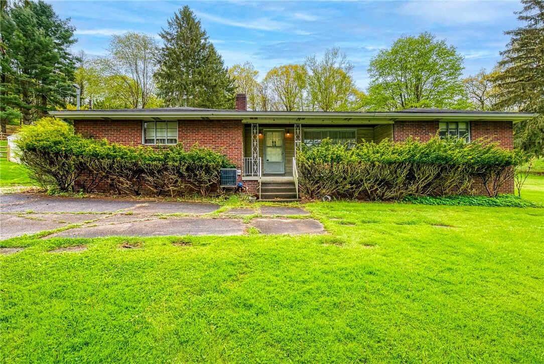 Property Photo:  3166 Harts Run Road  PA 15116 