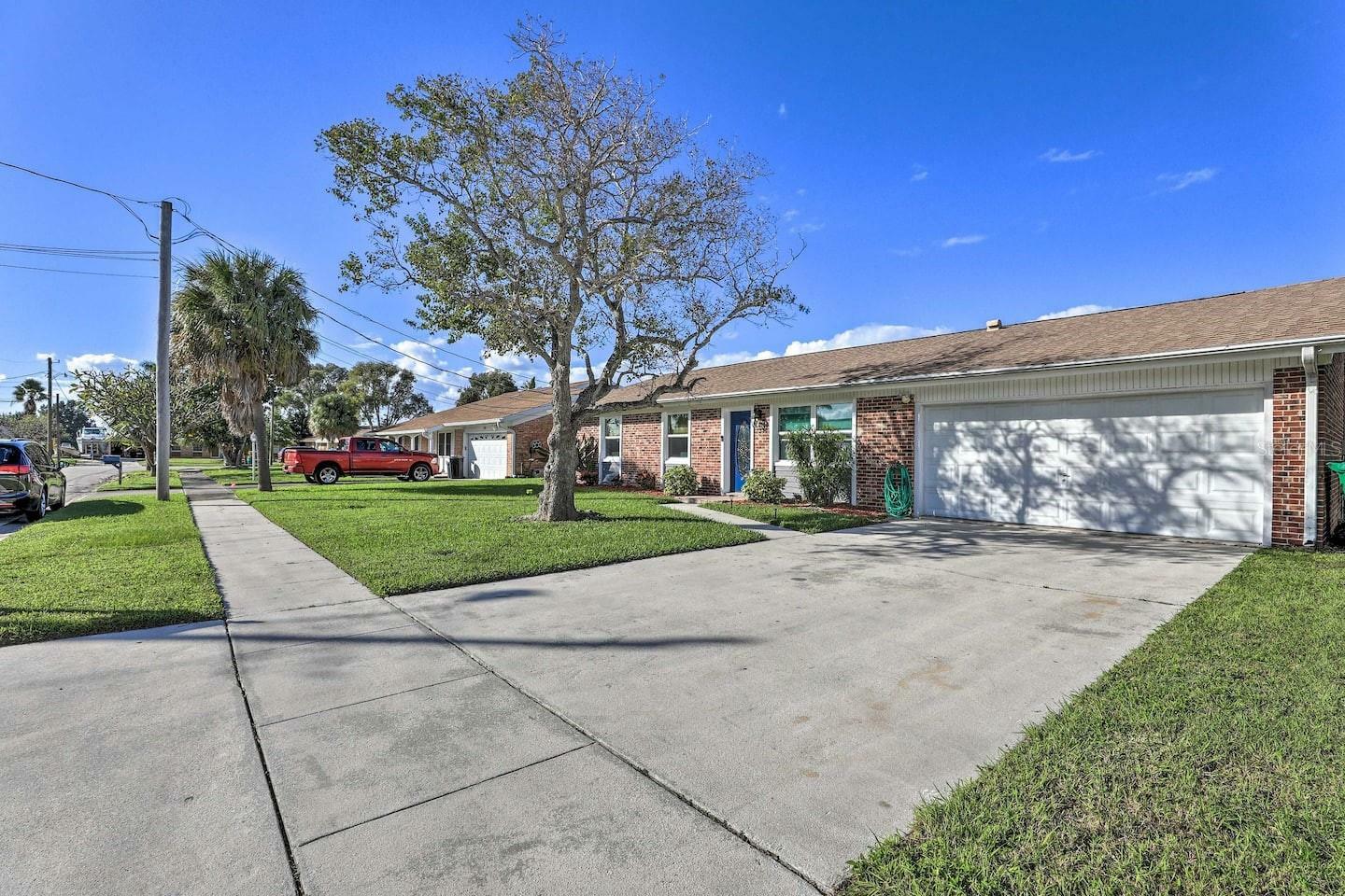 Property Photo:  1400 Glen Haven Drive  FL 32952 