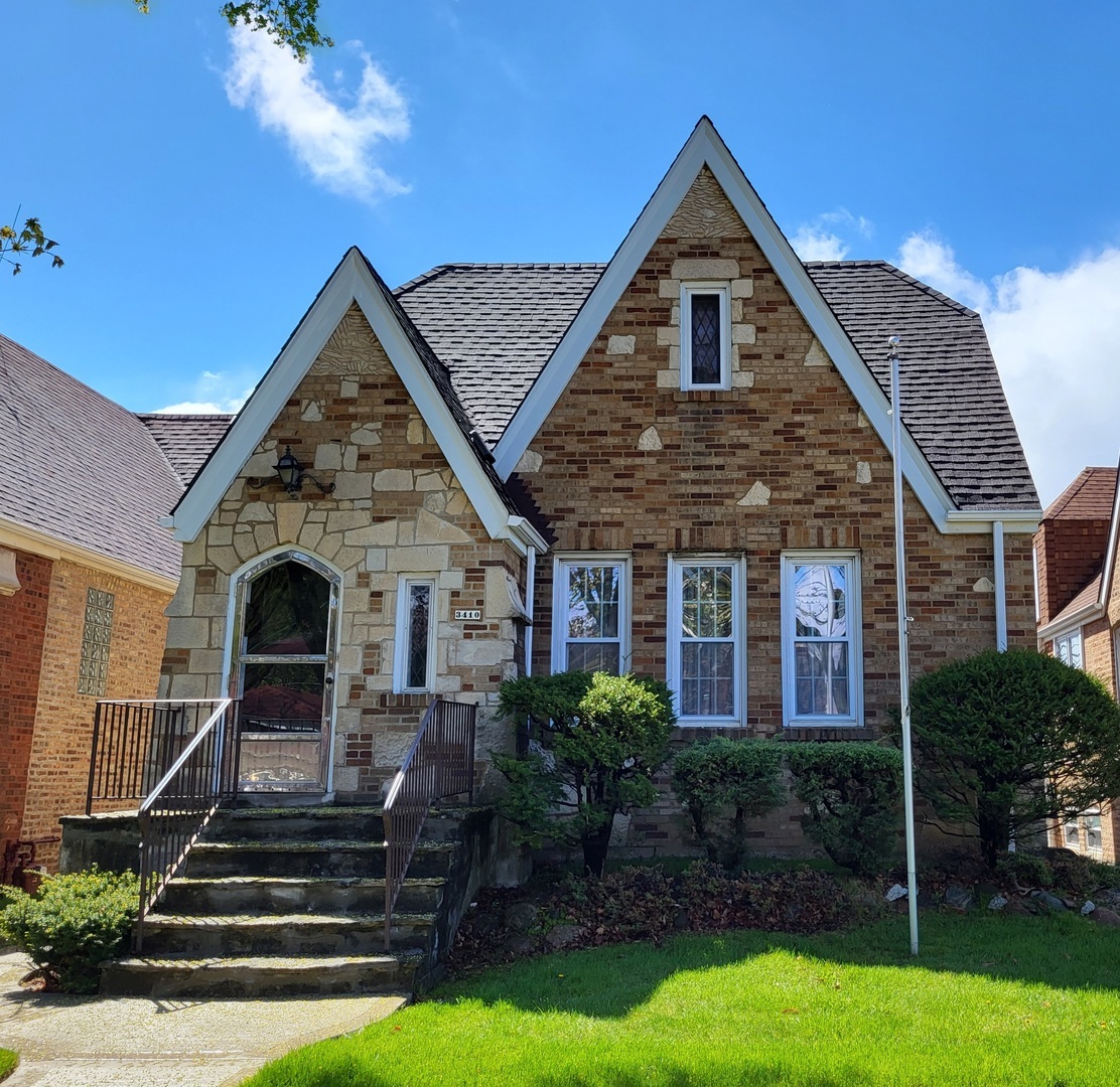 Property Photo:  3410 N Oak Park Avenue  IL 60634 