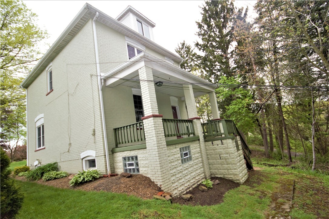 Property Photo: 1709 Melrose PA 15065