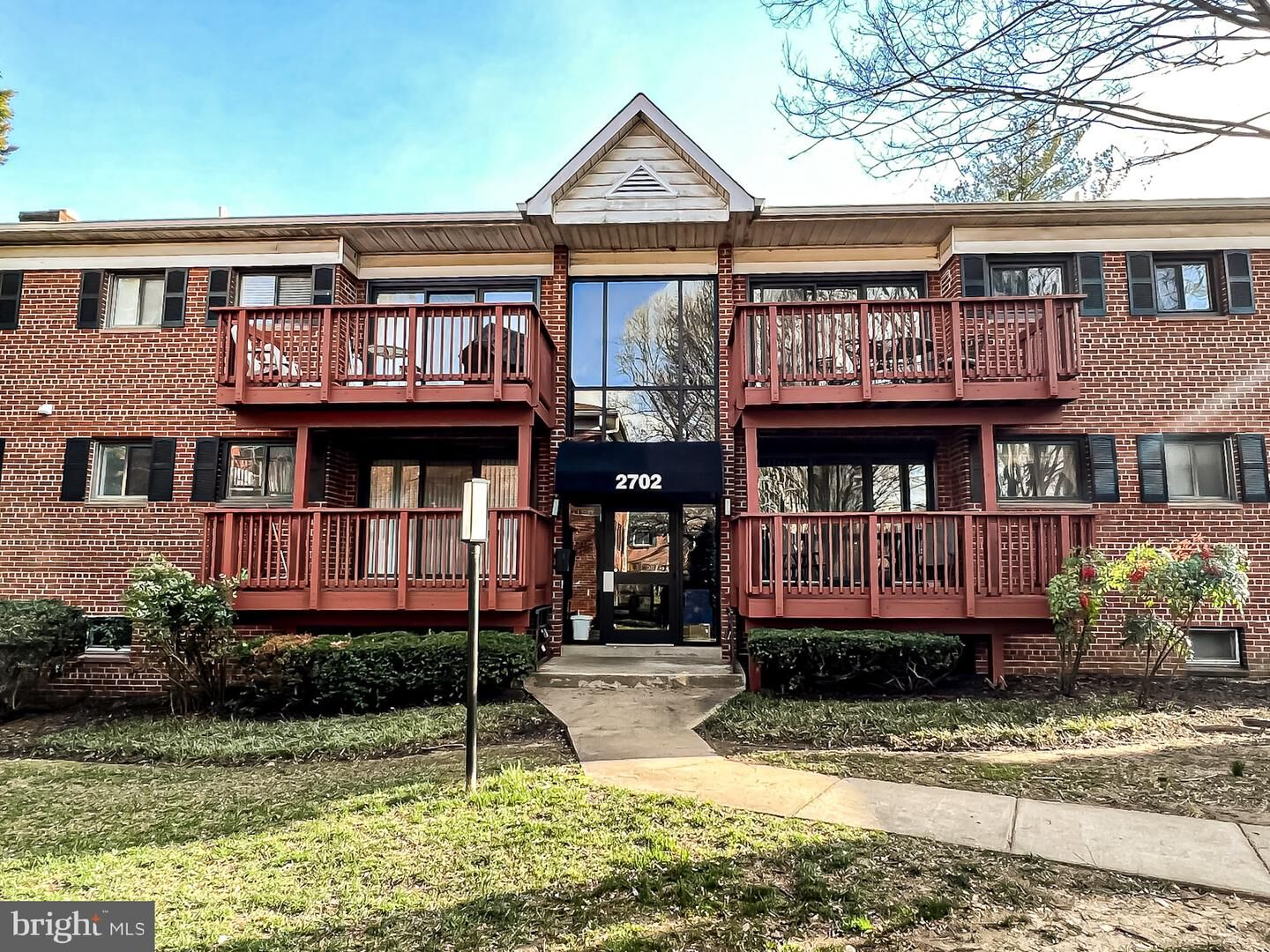 Property Photo:  2702 Dartmouth Road 2  VA 22314 