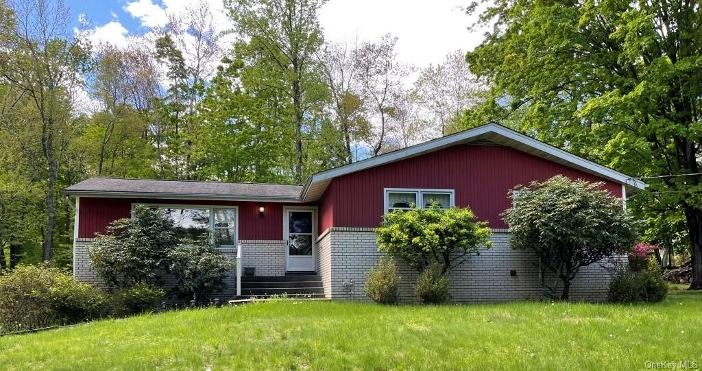 Home for sale in Pearl River 65 Pascack Road, Pearl River, NY 10965