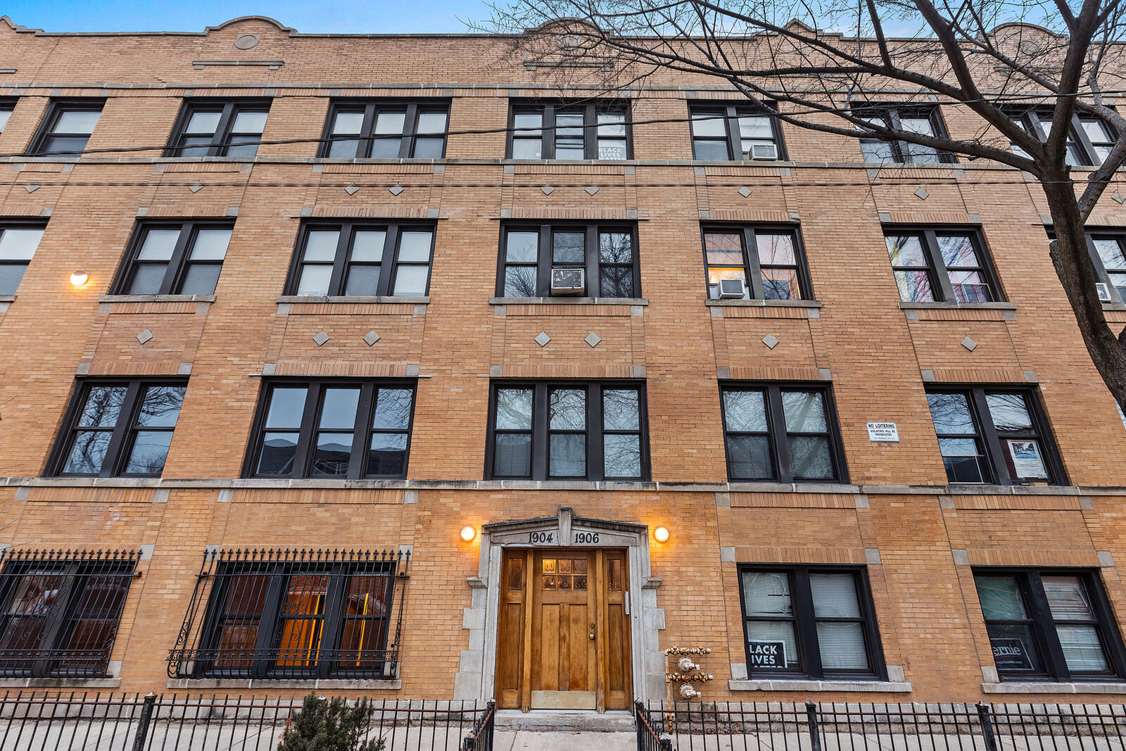 Property Photo:  1904 N Drake Avenue Ba  IL 60647 