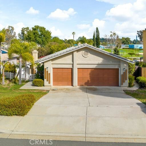 Property Photo:  709 Hastings Court  CA 92069 