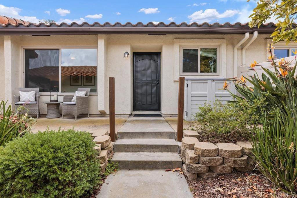 Property Photo:  357 Orwell Lane  CA 92024 