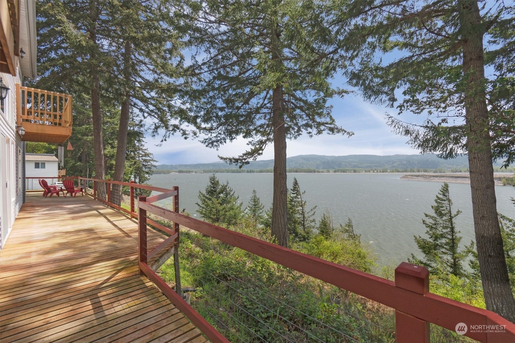 Property Photo:  37 Wildwood Lane  WA 98612 