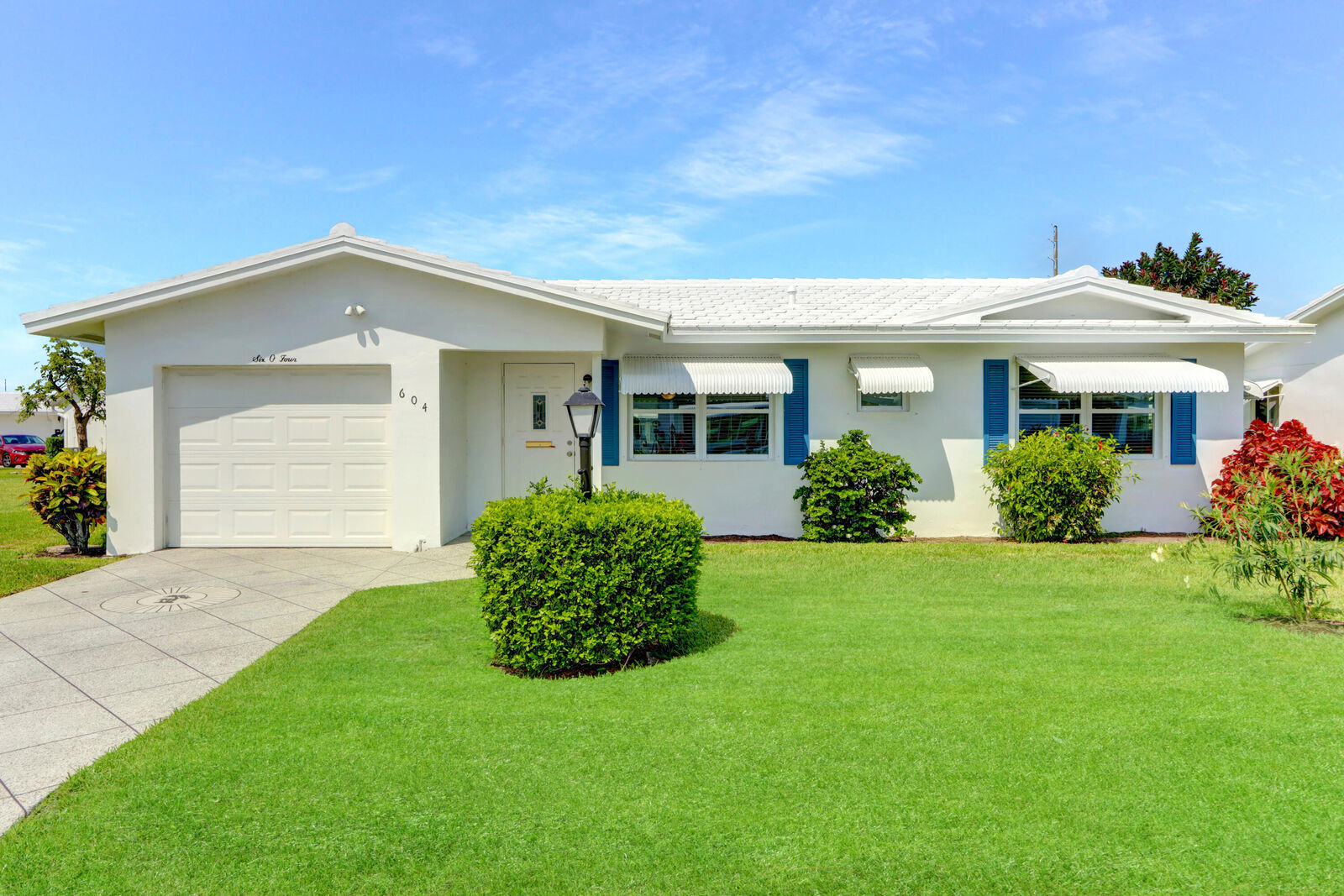 Property Photo:  604 Canal Way  FL 33426 