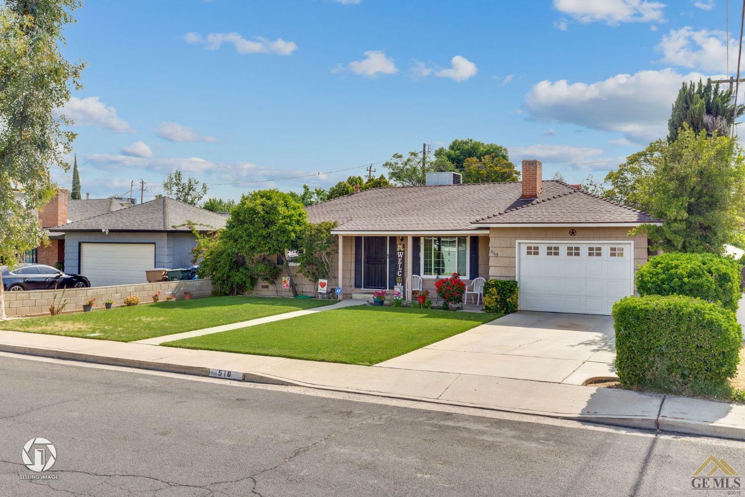 Property Photo: 510 Westwood Street CA 93309