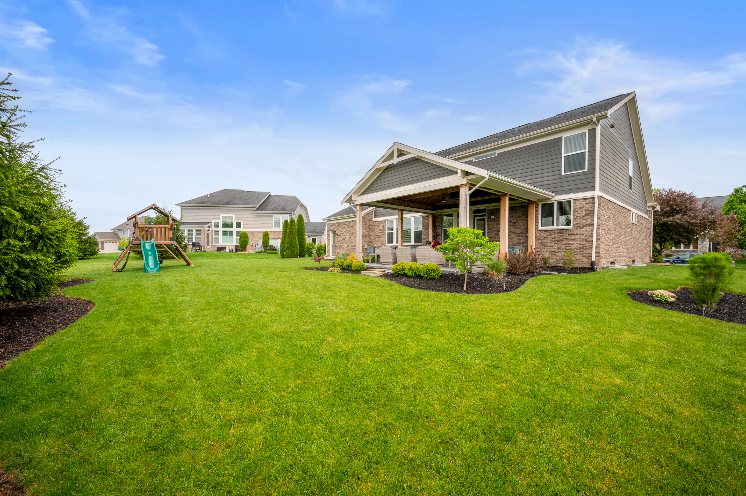 Property Photo: 3257 Cherokee Circle IN 46106