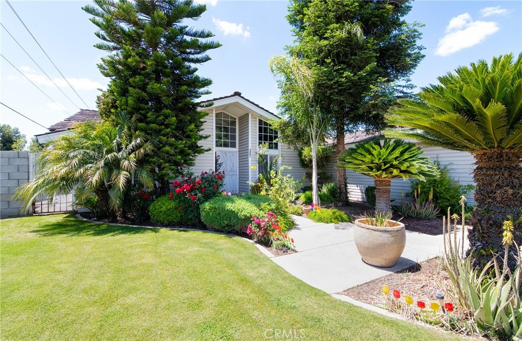 Property Photo:  3221 Johnson Court  CA 93309 