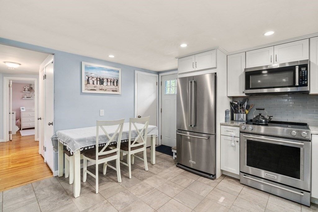 Property Photo:  248 Seminole Ave  MA 02451 