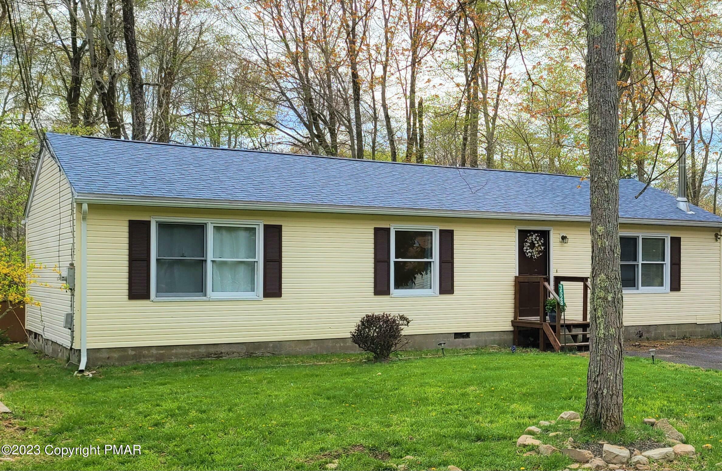 Property Photo:  3528 Peak Drive  PA 18466 