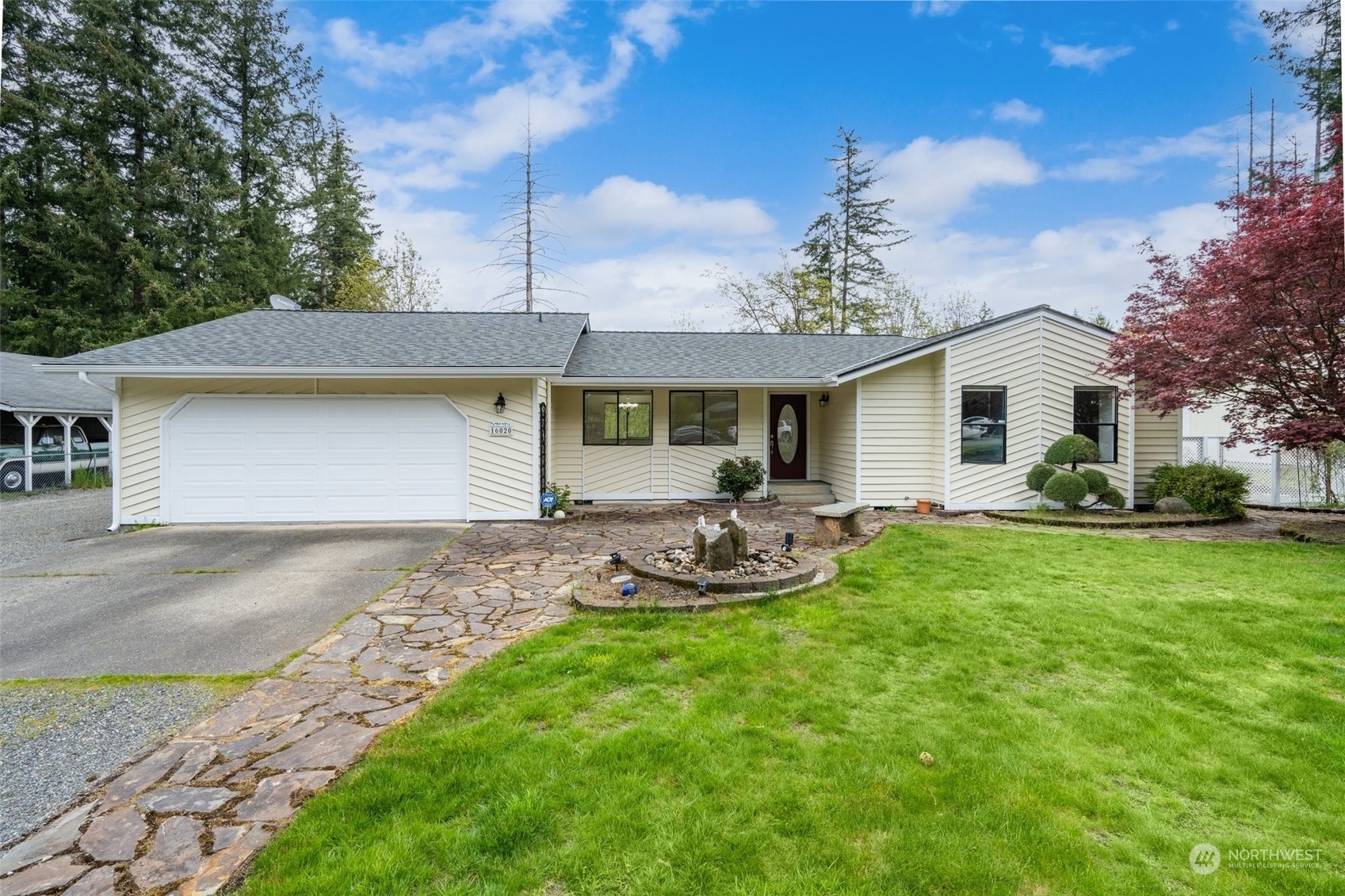 Property Photo:  16020 SE 322nd Street  WA 98092 