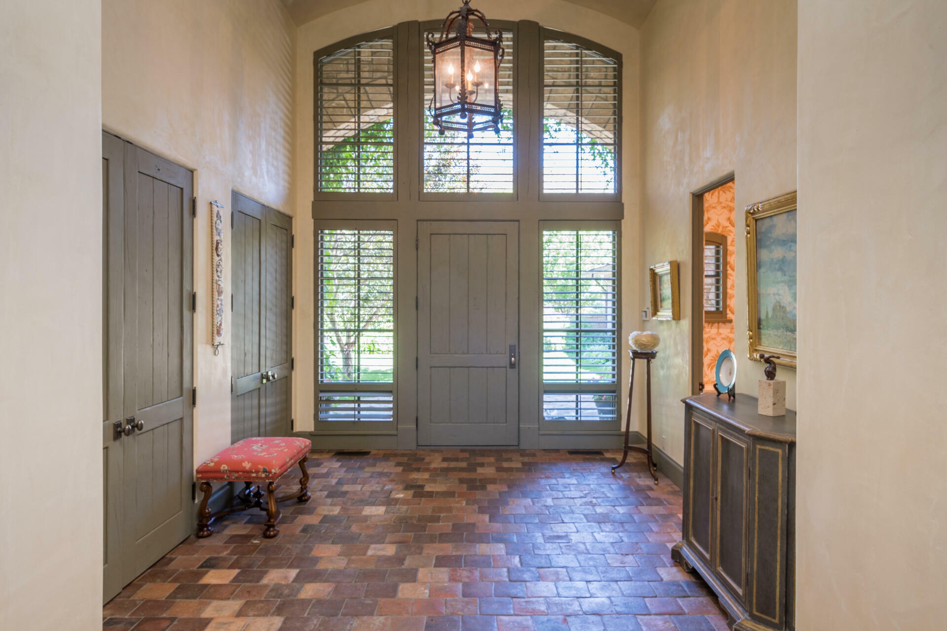 Property Photo: 75 S Club View Dr ID 83333