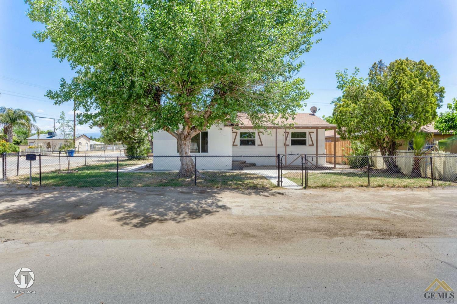 2700 Karen Place  Bakersfield CA 93307 photo