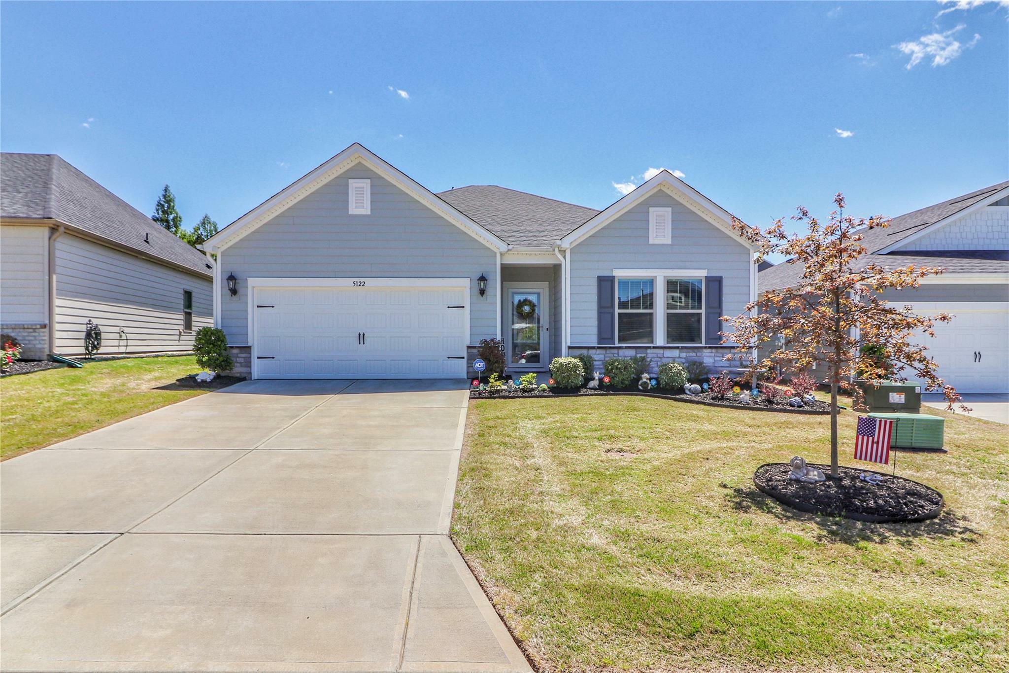 Property Photo: 5122 Turtle Creek Drive NC 28037