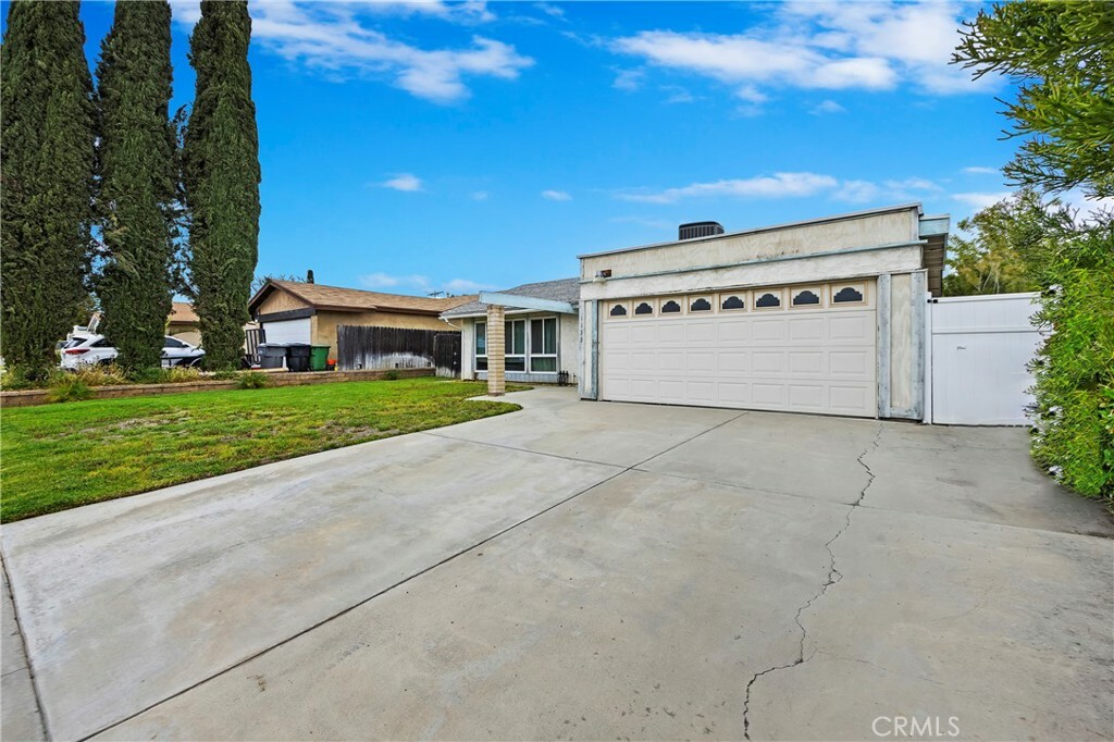 Property Photo:  1133 Birch Street  CA 92879 