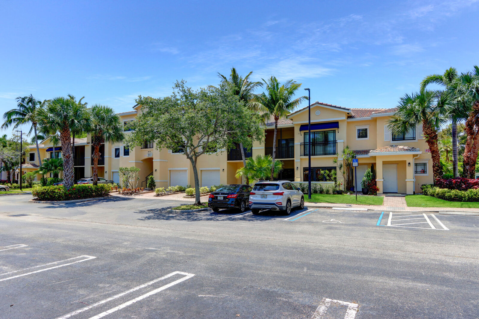 Property Photo:  2813 Grande Parkway 304  FL 33410 