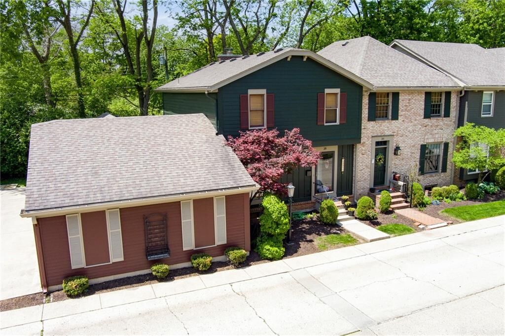 Property Photo: 28 Nicholson Court OH 45459