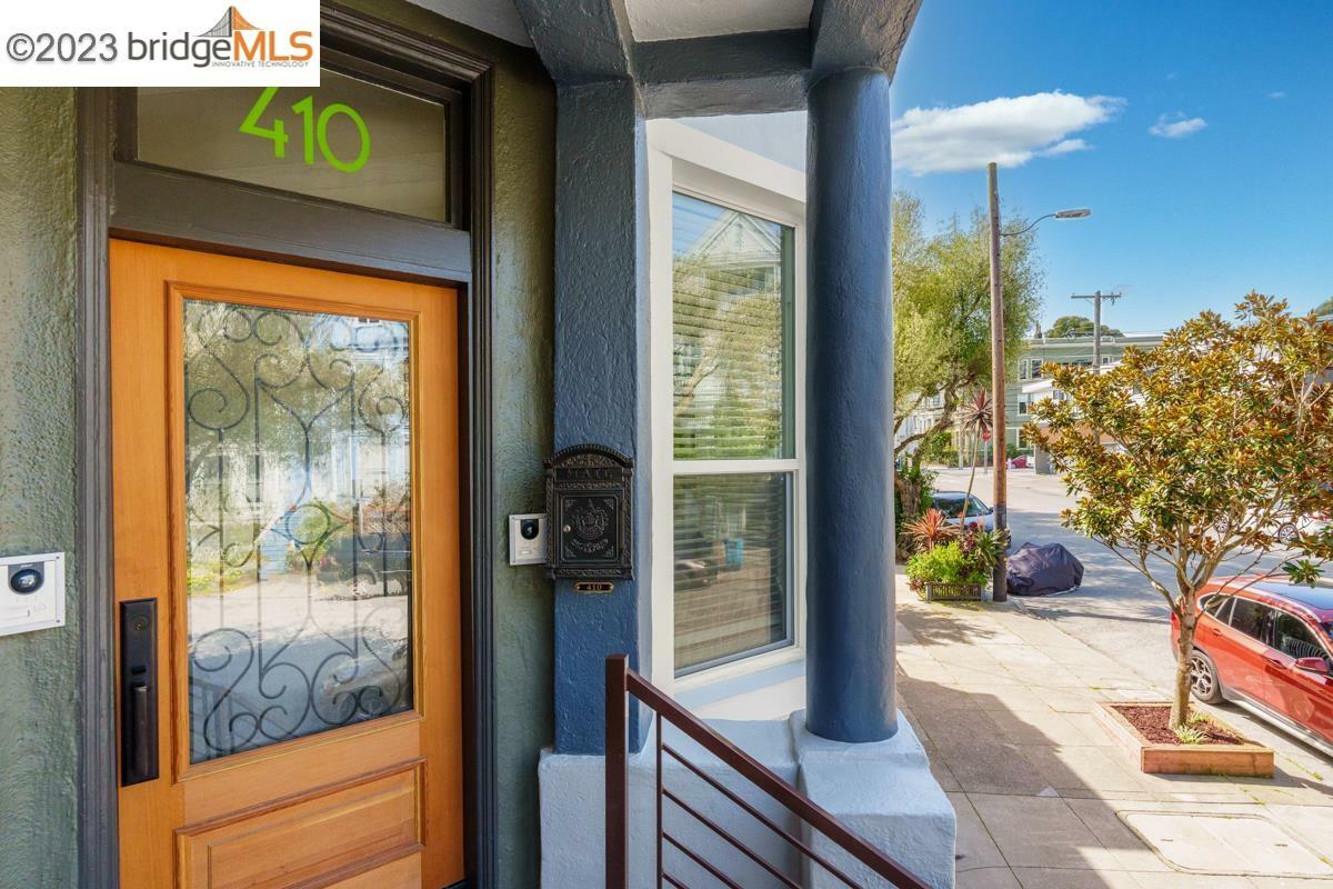 Property Photo: 410 Clayton St CA 94117