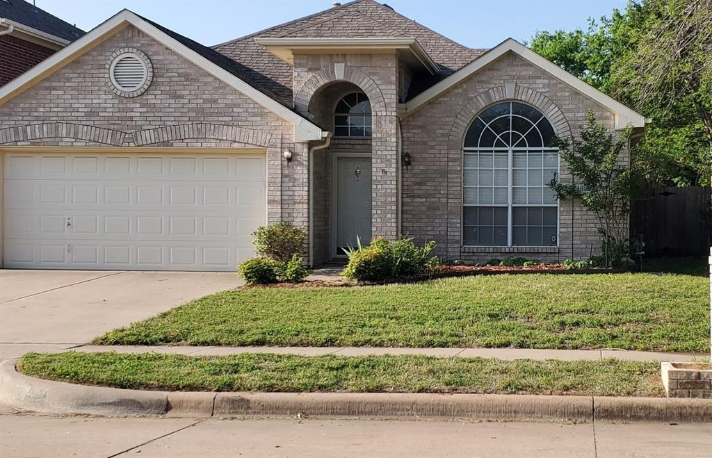 Property Photo: 4828 Park Brook Drive TX 76137