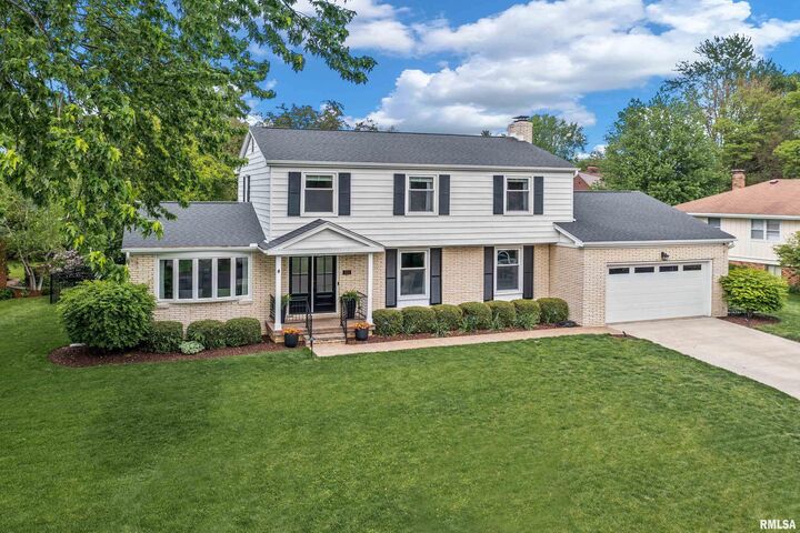 311 W Coventry Lane  Peoria IL 61614 photo