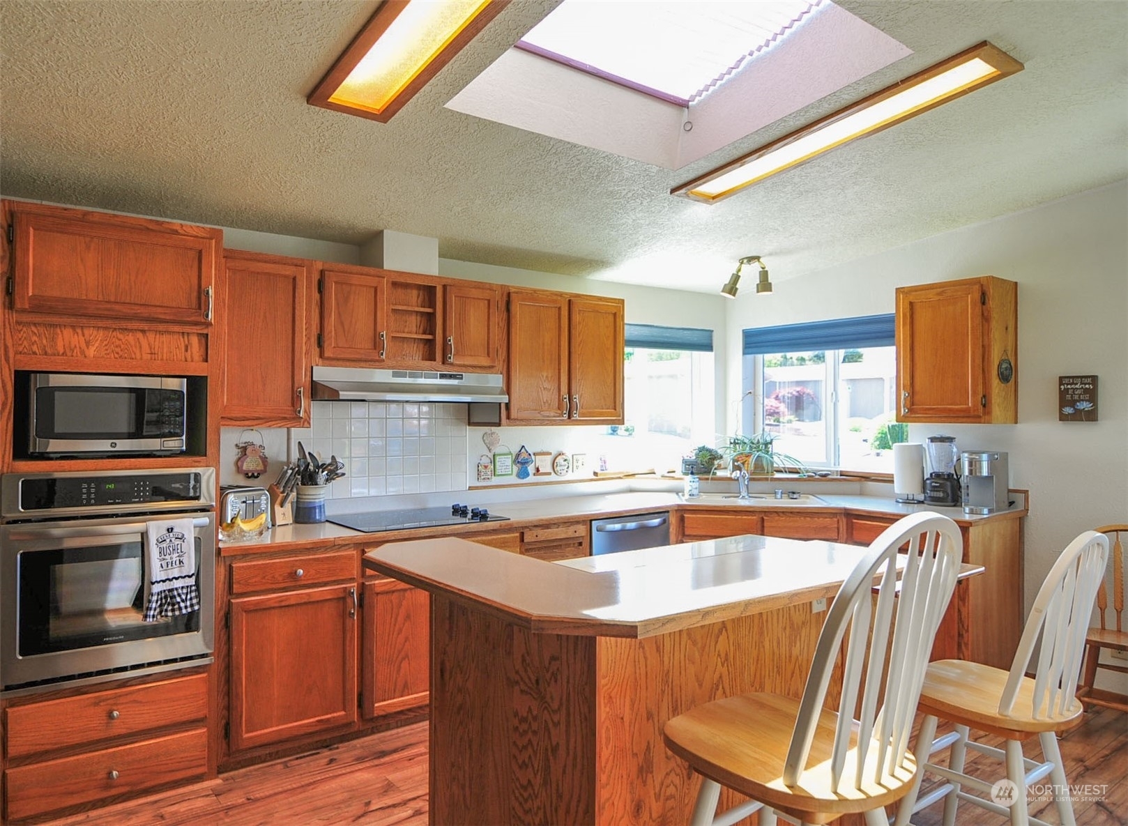 Property Photo:  1303 Icicle Place  WA 98801 