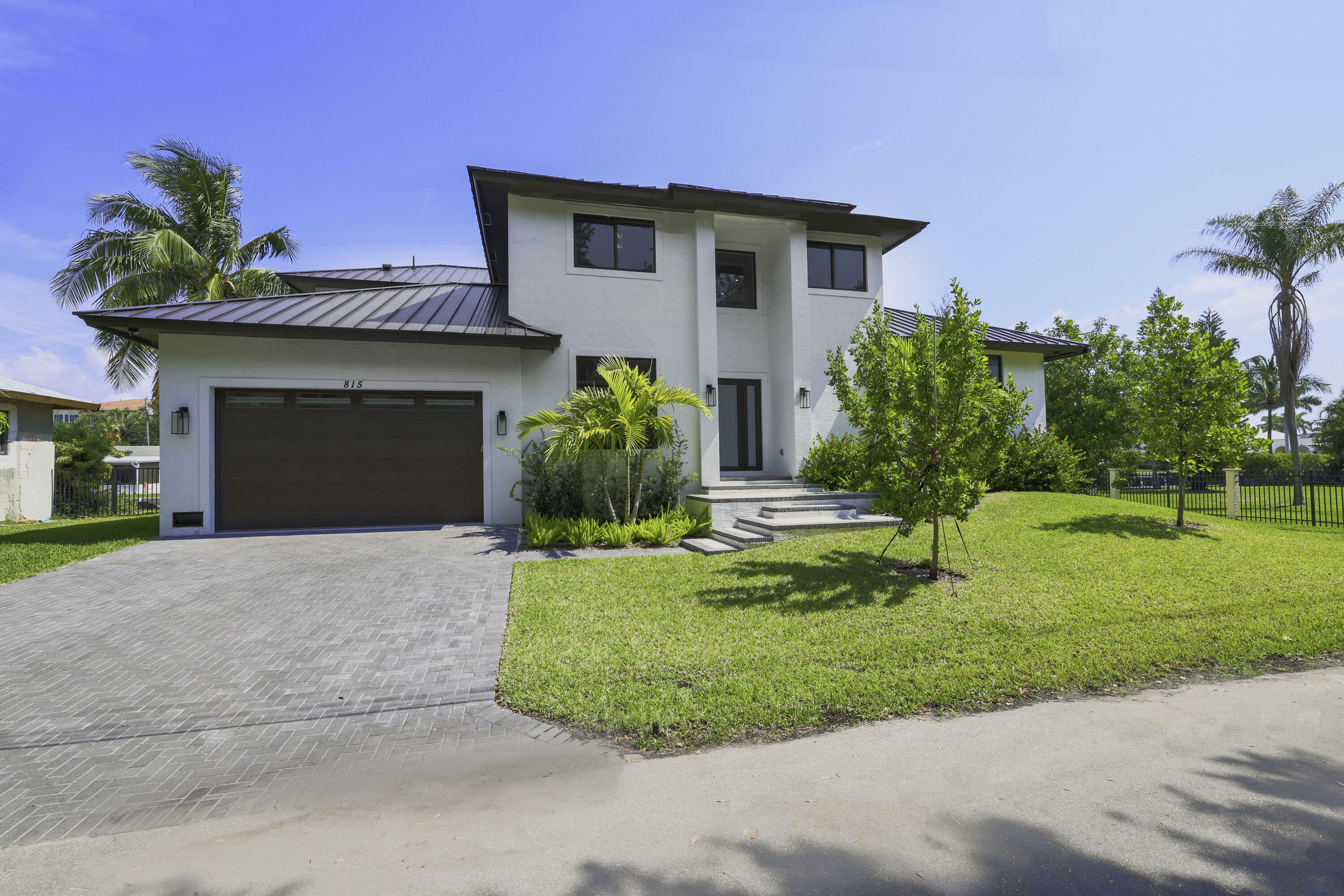 Property Photo: 815 Palmer Road FL 33483