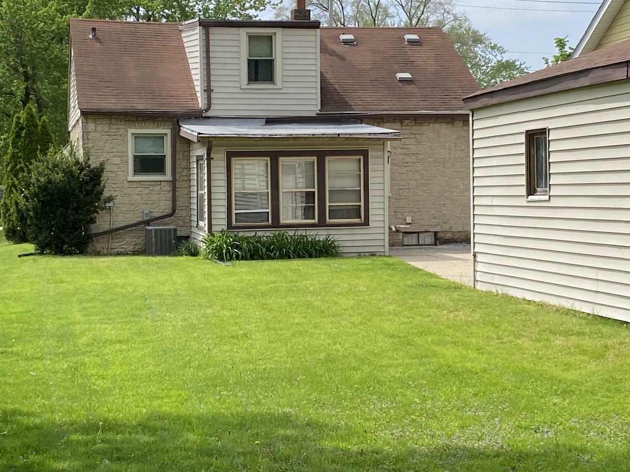 Property Photo: 1861 Park Ave WI 53511