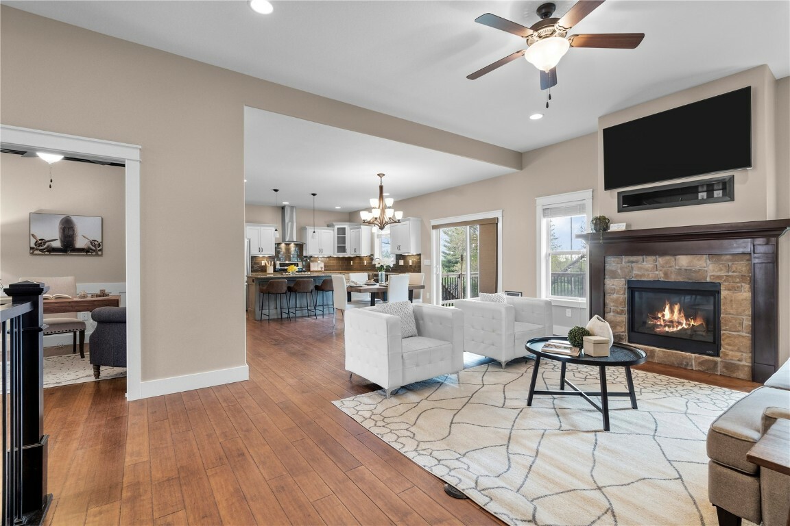 Property Photo: 1060 Grouse Court IA 52317